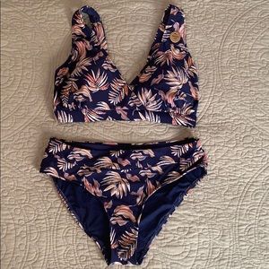 NWOT NipTuck Swimsuit